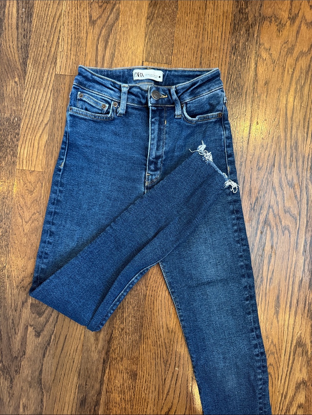 Zara Women's Skinny Jeans in Dark Indigo Blue